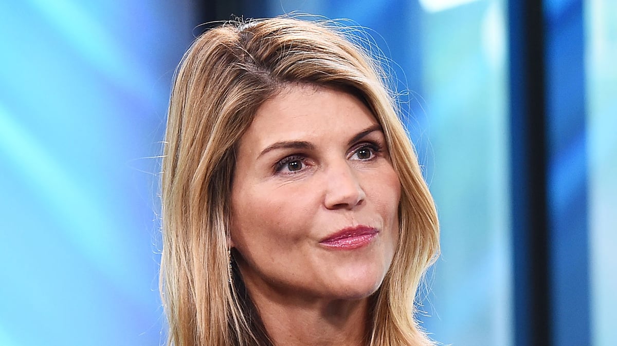 Lori Loughlin to Plead ‘Guilty’ in College Admissions Scandal, Will(00)