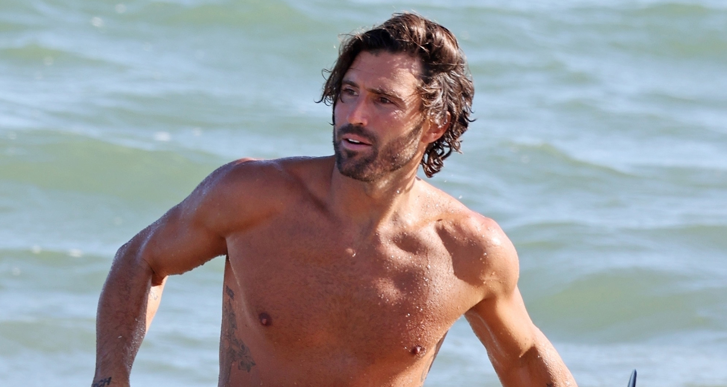 Brody Jenner Shows Off Fit Body Going Shirtless at the Beach! | Brody ...