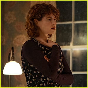 Jessie Buckley Photos News And Videos Just Jared