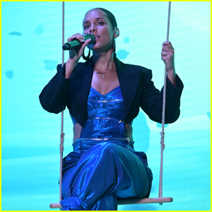Alicia Keys Performs in a Special Livestream Event After Releasing Album 'Alicia'!