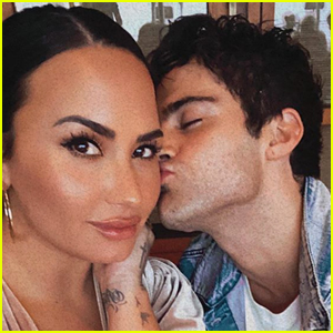 Demi Lovato Celebrates Her 6 Month Anniversary With Fiance Max Ehrich