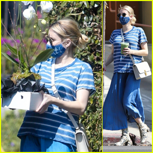 Emma Roberts Makes a Veggie Smoothie Run in LA