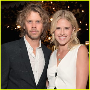 Eric Christian Olsen & Wife Sarah Wright Olsen Welcome Third Child Together!