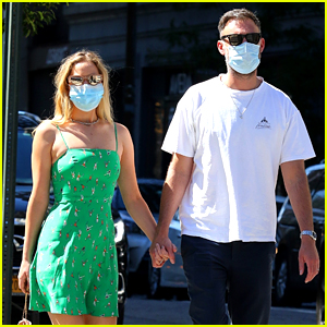 Jennifer Lawrence & Husband Cooke Maroney Hold Hands on a Stroll Around New York!