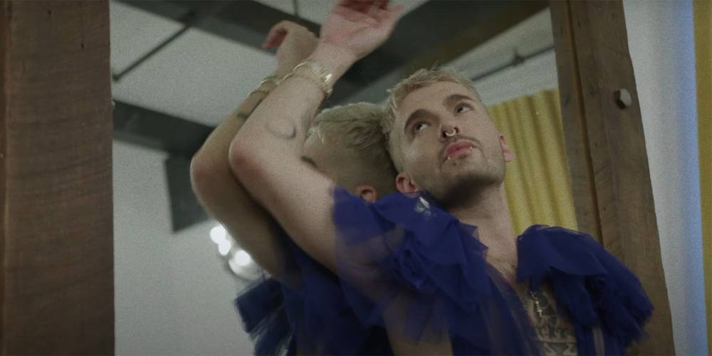 Bill Kaulitz Wears SisterInLaw Heidi Klum’s Dress in ‘Monsoon 2020(02)