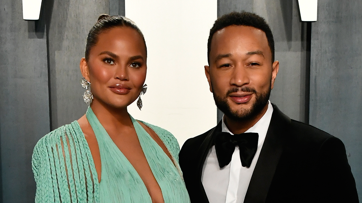 Chrissy Teigen & John Legend Reveal Pregnancy Loss After High Risk