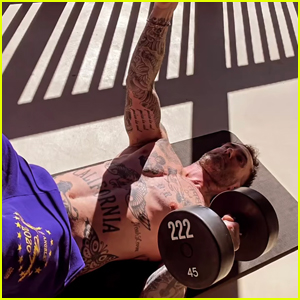 Adam Levine Bares His Tattoos During Shirtless Workout!