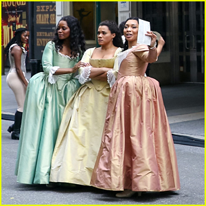 Hamilton Cast Masks Up Pre Tapes Their Macy S Thanksgiving Day Parade Performance Hamilton Just Jared