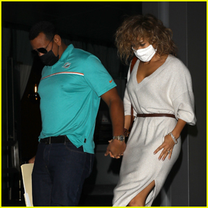 Jennifer Lopez & Alex Rodriguez Enjoy a Dinner Date Together