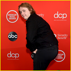Lewis Capaldi Hams It Up on American Music Awards 2020 Red Carpet with Funny Poses!