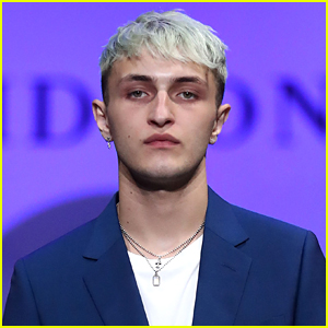 Anwar Hadid Clarifies That He's Not Anti-Vaxx After Saying He Won't Take COVID-19 Vaccine