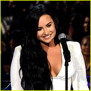 Demi Lovato Proudly Shows Her Curves, Talks About Recovering from Eating Disorder