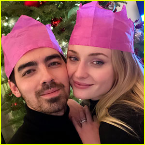 Joe Jonas & Sophie Turner Wear Matching Crowns for First Christmas as Parents!