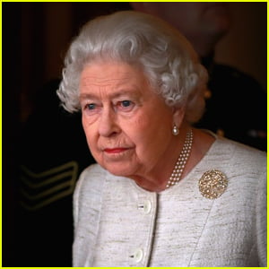 Queen Elizabeth Shares an Emotional Message on New Year's Eve
