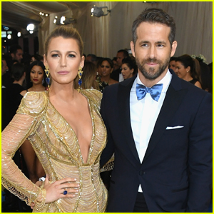 Ryan Reynolds Reveals How His Family Will Spend Christmas Amid Pandemic