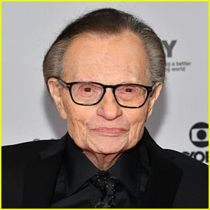 Larry King Has Reportedly Been Hospitalized for COVID-19