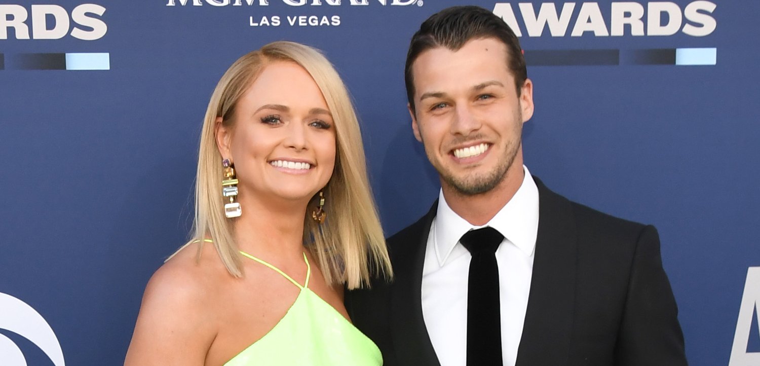 Miranda Lambert & Husband Brendan McLoughlin Celebrate Second Wedding(02)