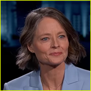 Jodie Foster Addresses Rumors She Introduced Shailene Woodley & Aaron Rodgers