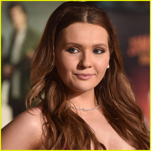 Abigail Breslin Hits Back at Troll's 'Disgusting' Comment About COVID-19 as Her Dad Battles the Virus