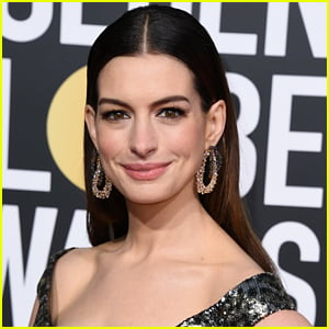 Anne Hathaway Revealed A Huge Secret About Her 'Devil Wears Prada' Role