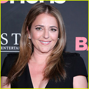 Barb & Star’s Annie Mumolo Talks Controversy with Her ‘Joy’ Script