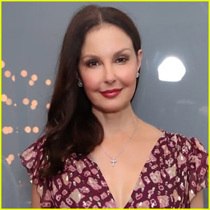 Ashley Judd Shares Photos from 'Grueling 55-Hour' Rescue After Leg Injury in Africa