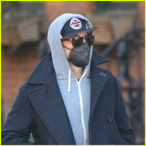 Bradley Cooper Bundles Up for a Chilly Stroll in NYC