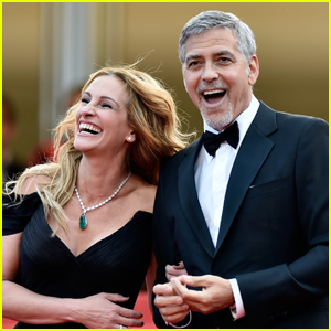 Julia Roberts & George Clooney Reunite for Romantic Comedy 'Ticket to Paradise'