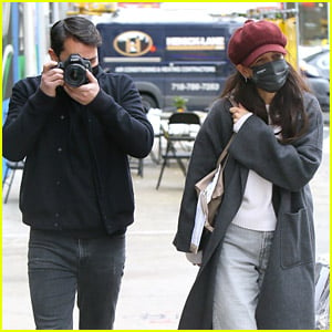 Katie Holmes & Boyfriend Emilio Vitolo Jr. Turn the Camera on the Paparazzi