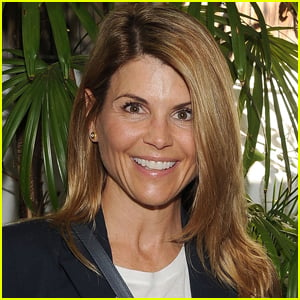Lori Loughlin to Get Her Passport Back After Completing Prison Sentence