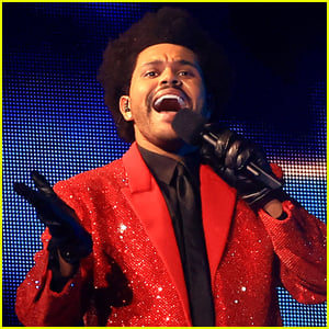 Celebs React to The Weeknd's Super Bowl 2021 Halftime Show!
