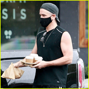 Colin Farrell Shows Off His Toned Arms While Out on a Coffee Run