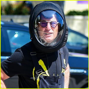 Howie Mandel Protects Himself from COVID-19 in Astronaut Helmet While Out in L.A.