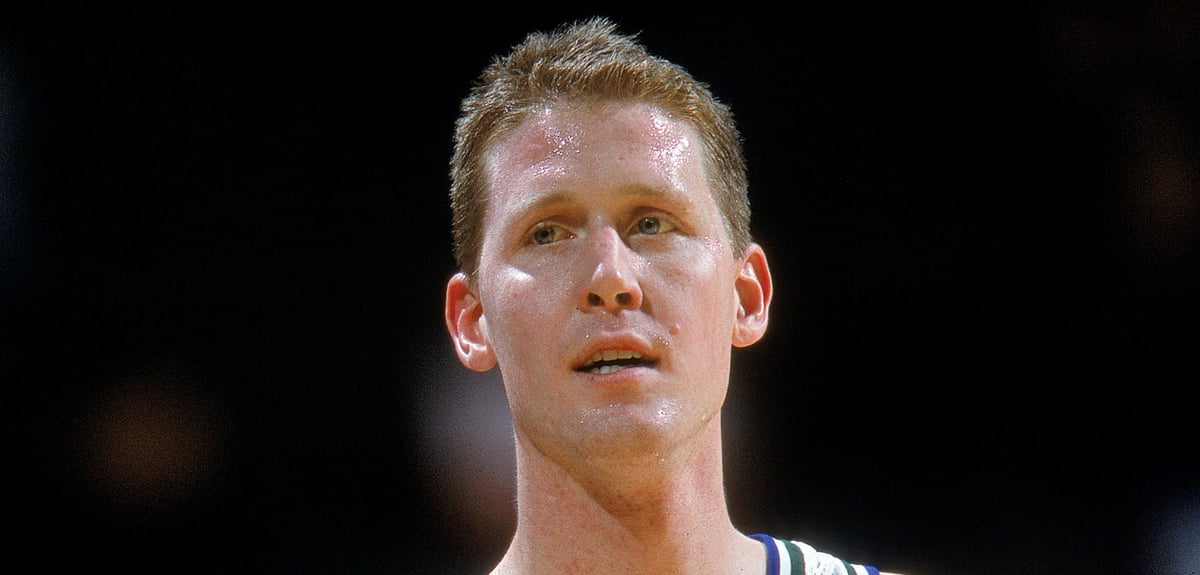 NBA Star Shawn Bradley Paralyzed in Devastating Accident Newsies