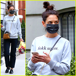 Katie Holmes Picks Up Flowers During a Casual Solo Outing