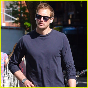 Alexander Skarsgard Soaks Up the Sunny Weather with a Walk in NYC