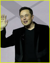 Elon Musk Causes People to Panic About an Alien Invasion