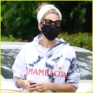 Eva Mendes Steps Out in Mambacita Gear, Says She 'Lives In' These Sweats