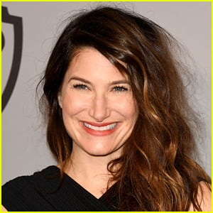 Kathryn Hahn Joins 'Knives Out' Sequel & This Is Shaping Up to Be an All-Star Cast!