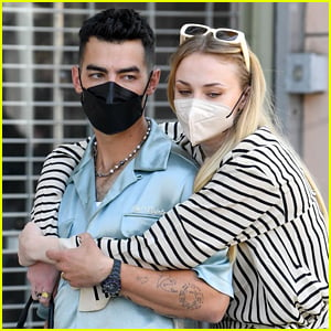 Joe Jonas & Sophie Turner Look So Cute & Happy in These New Mother's Day Candid Photos!