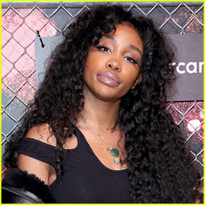 SZA Says Her Anxiety Struggles Made It Really Difficult For Her To Attend The BBMAs