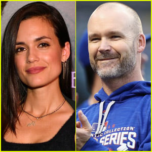 Torrey DeVitto Confirms She's Dating Chicago Cubs Manager David Ross with Cute Selfie!