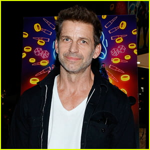 Zack Snyder Attends 'Army of the Dead' Opening Night in L.A., Box Office Numbers Revealed!
