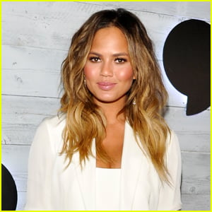 Chrissy Teigen Breaks Her Silence After Bullying Controversy: 'I Was a Troll & I Am So Sorry'