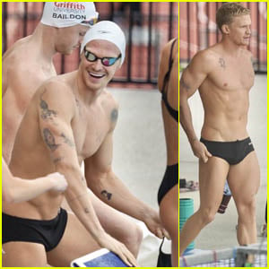 Cody Simpson Chats with Some Fellow Swimmers During Training for the Australian Olympic Trials