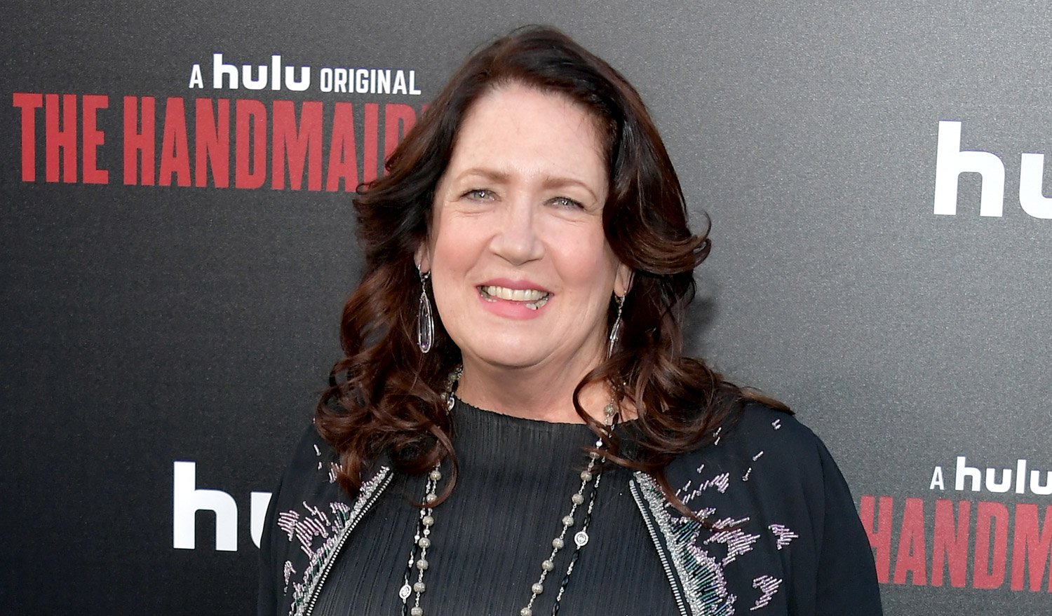 ‘The Handmaid’s Tale’ Star Ann Dowd Talks About the Time a Scared Fan Ran Away From Her Ann ‘The Handmaid’s Tale’ Star Ann Dowd Talks About the Time a Scared Fan Ran Away From Her Ann