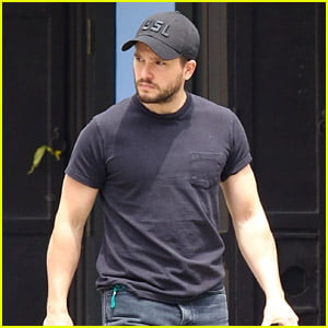 Kit Harington Spotted in New York While Wife Rose Leslie Films New Series There!