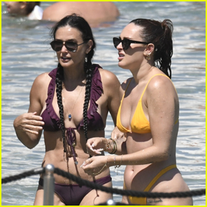 Demi Moore & Daughter Rumer Willis Bare Their Bikini Bodies on Vacation in Mykonos!