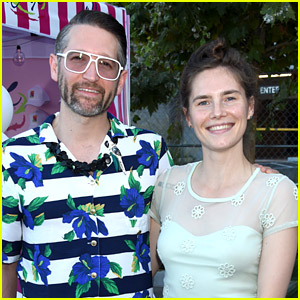 Amanda Knox Is Pregnant, Expecting First Child with Christopher Robinson
