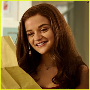 Here's Why Joey King's Hair in 'The Kissing Booth 3' Is Still a Wig (Except for This One Scene)